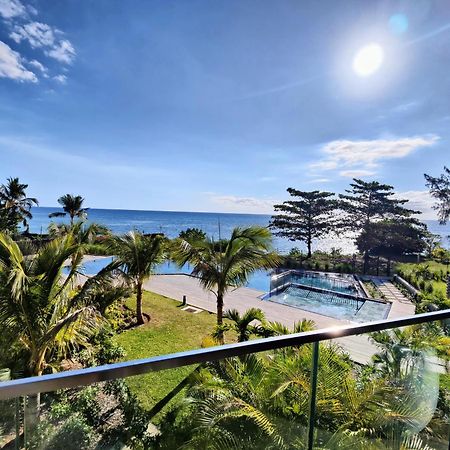 Ocean Point Beach Front Apartment Pointe aux Piments Dış mekan fotoğraf