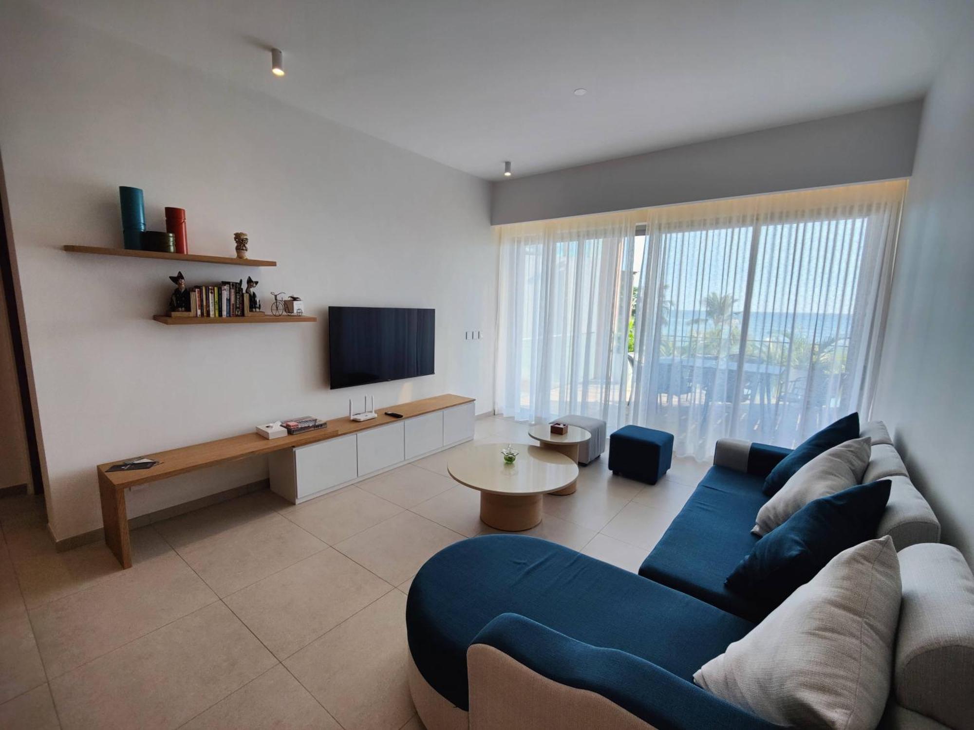 Ocean Point Beach Front Apartment Pointe aux Piments Dış mekan fotoğraf